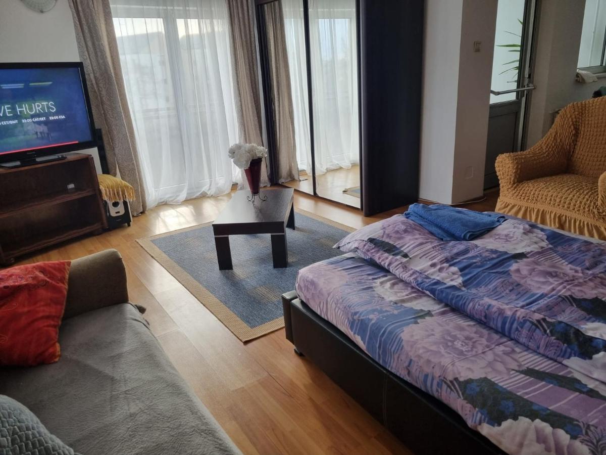 Penthouse Apartament 2 Floors, 2 Bedroom , 2 Bath, 120 Sqm , Inside Yard Parking Cluj-Napoca Esterno foto