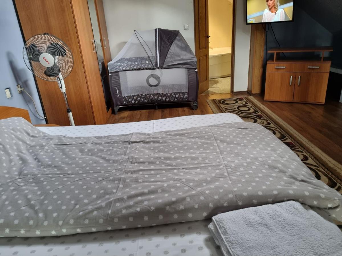 Penthouse Apartament 2 Floors, 2 Bedroom , 2 Bath, 120 Sqm , Inside Yard Parking Cluj-Napoca Esterno foto