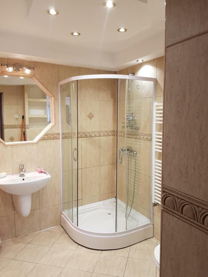 Penthouse Apartament 2 Floors, 2 Bedroom , 2 Bath, 120 Sqm , Inside Yard Parking Cluj-Napoca Esterno foto